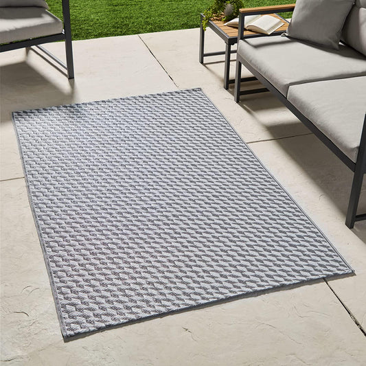 Edenbrook Bullen Houndstooth Outdoor Rug 4x6 Patio Décor Waterproof and Reversible Gray Area Rug-