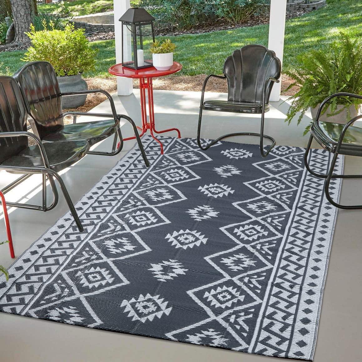 Reversible Mats - Plastic Straw Rug,  Outdoor Rug for Patio Clearance Decor, Modern Area Rugs, Floor Mat for Outdoors Camping, Grey