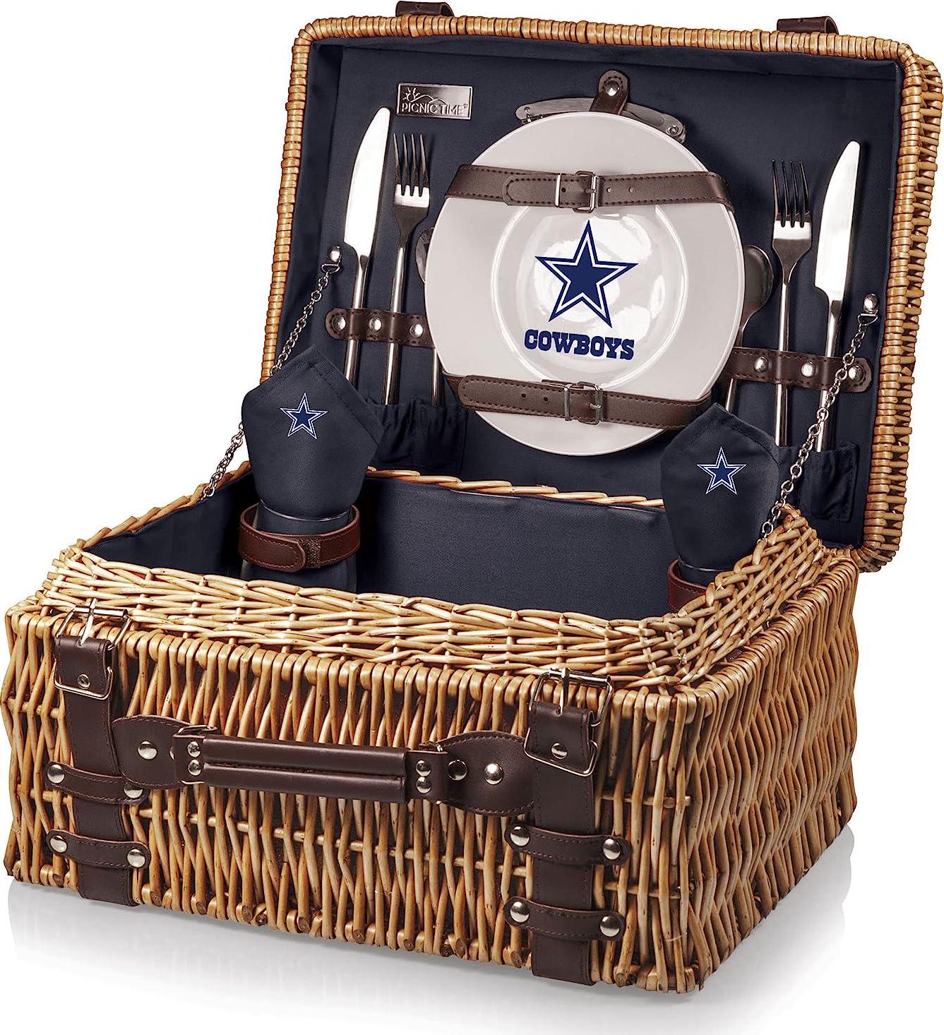 NFL Champion Picnic Basket with Deluxe Service for Two-