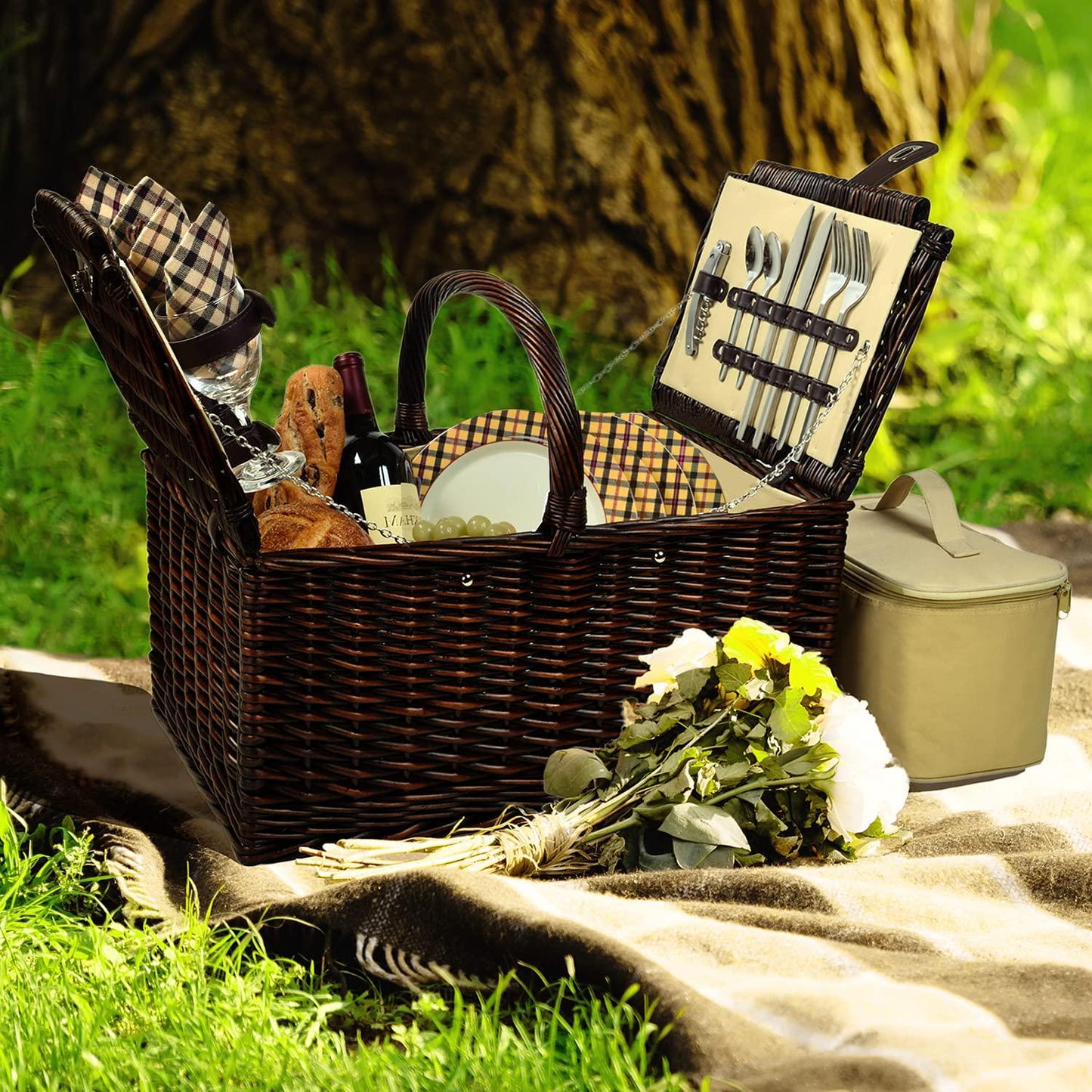 Picnic at Ascot Buckingham Willow Picnic Basket with Service for 4 with Blanket and Coffee Service- Designed, Assembled and Quality Approved in the USA