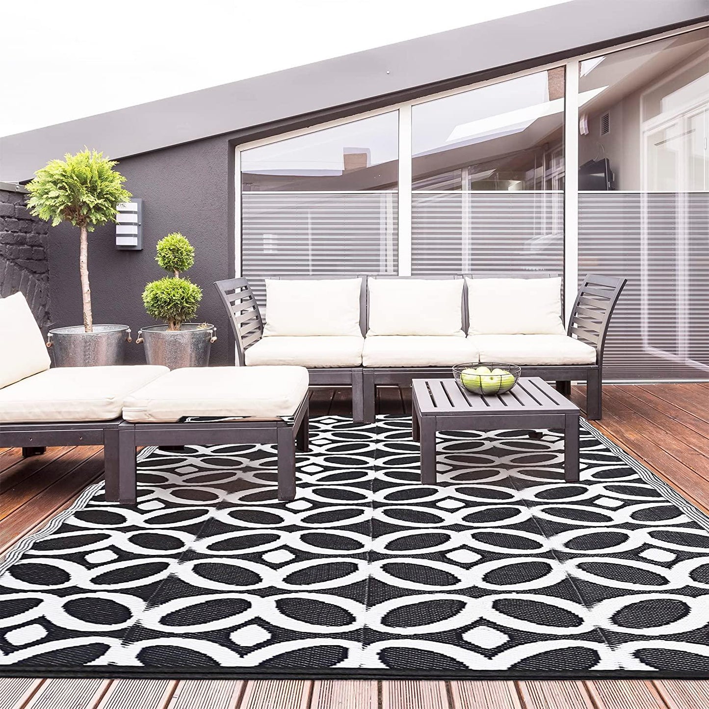 Rurality Outdoor Rug 5x8 Waterproof for Patios,Backyard,Balcony,Plastic Straw Mats,Black and White-