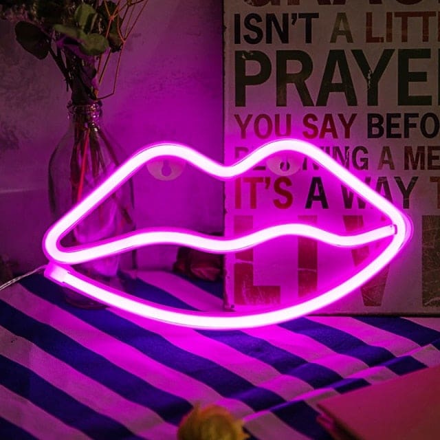 Lips Neon Light