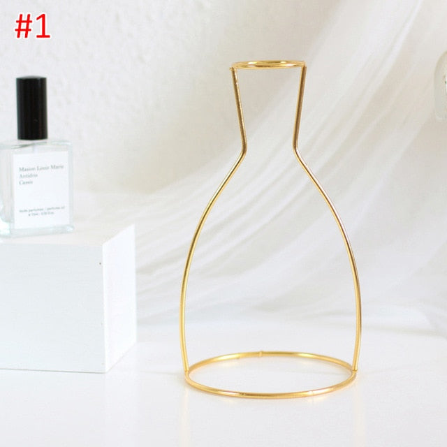 Silhouette Vase - Gold